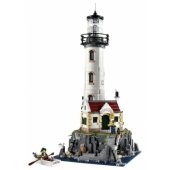 Motorised Lighthouse 21335