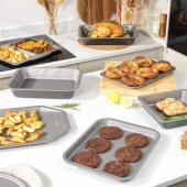 BW13665 Essentials 31cm Baking Tray