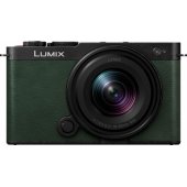 Lumix S9 + 18-40mm F/ 4.5-6.3 Dark Olive