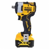 DeWALT cordless impact wrench DCF901P2, 12 volts