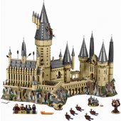 Hogwarts™ Castle 71043